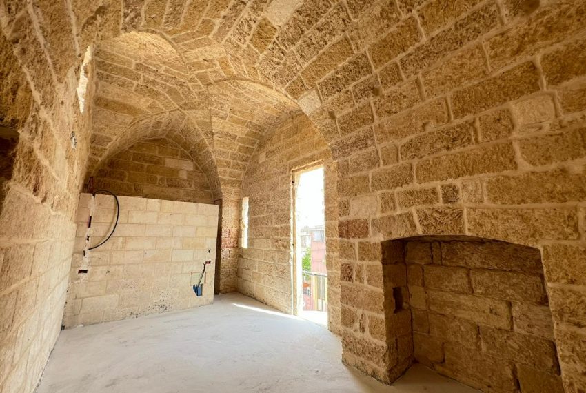 c81288fa-a2d0-4590-8b9f-880e52c1d6e4